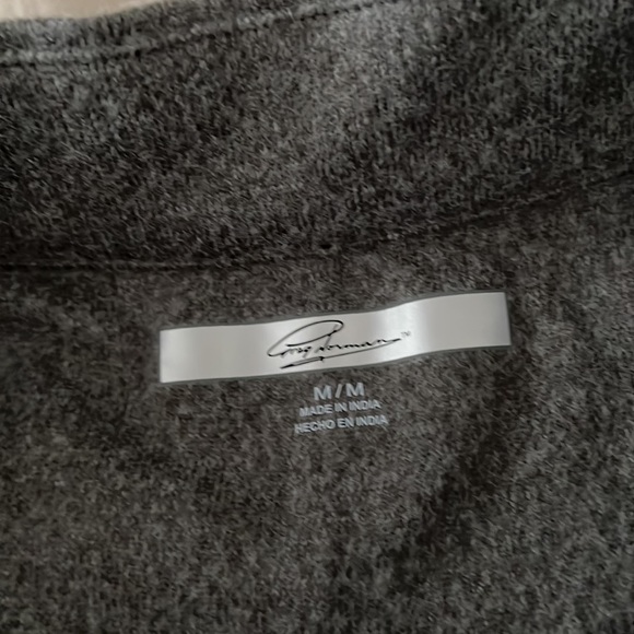 Greg Norman Performance 1/4 Zip Sweater - Picture 2 of 5
